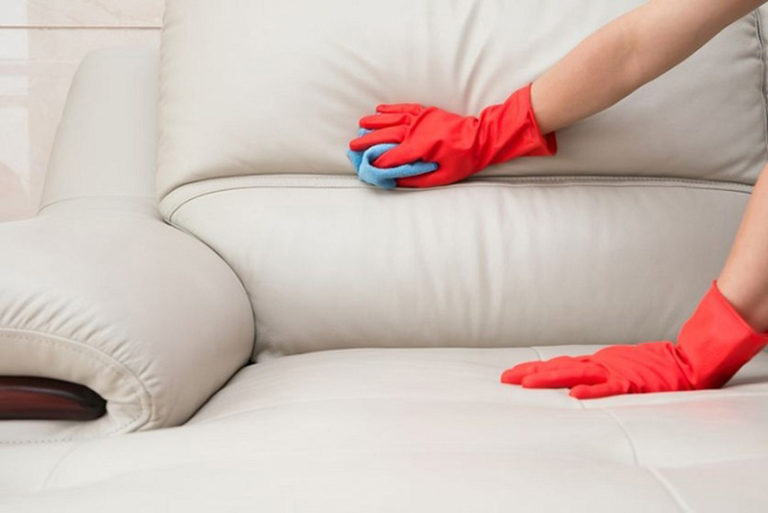 huong dan cach ve sinh va bao quan ghe sofa vai don gian va hieu qua 875 1
